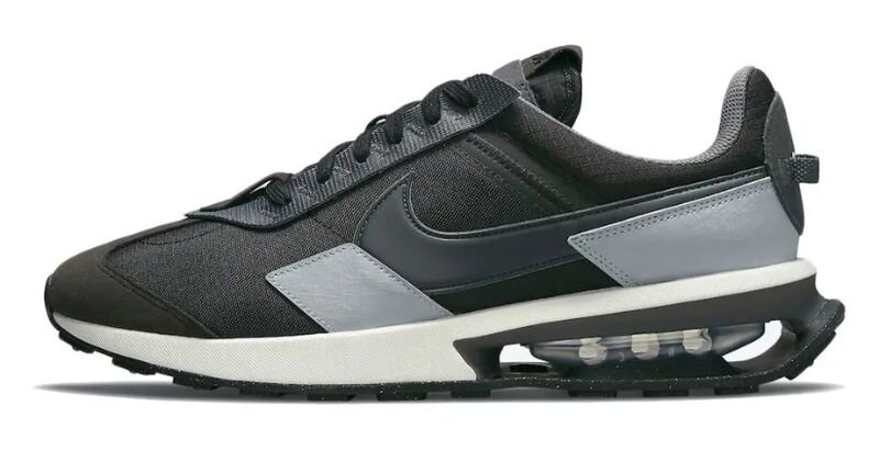 Nike air max pre day trainers 